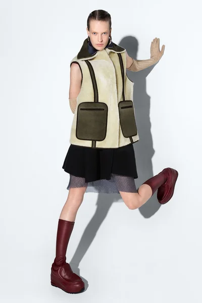 Look 3